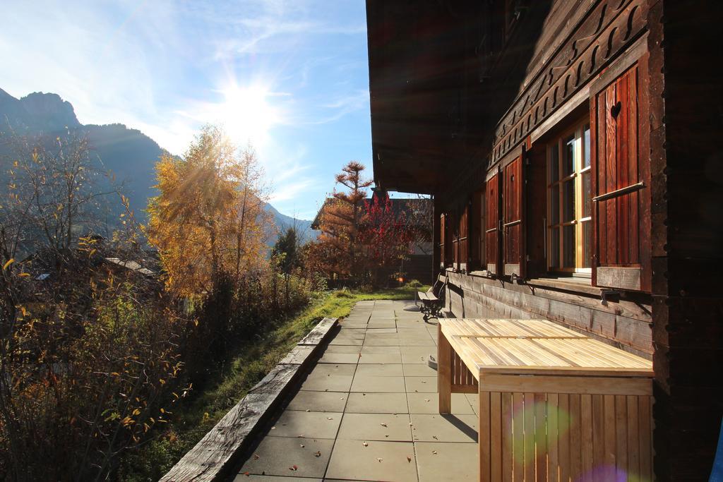 Les Jumelles Villa Gstaad Rum bild